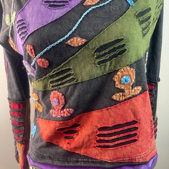 Rising International Boho Patchwork Long Sleeve Top Cotton Nepal M Distressed - Picture 2 of 10